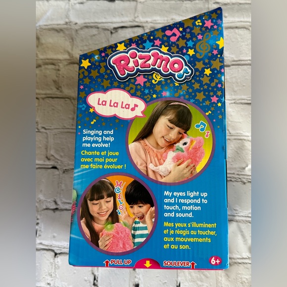 Rizmo Evolving Musical Friend Interactive Plush Toy with Fun Games - Picture 5 of 7